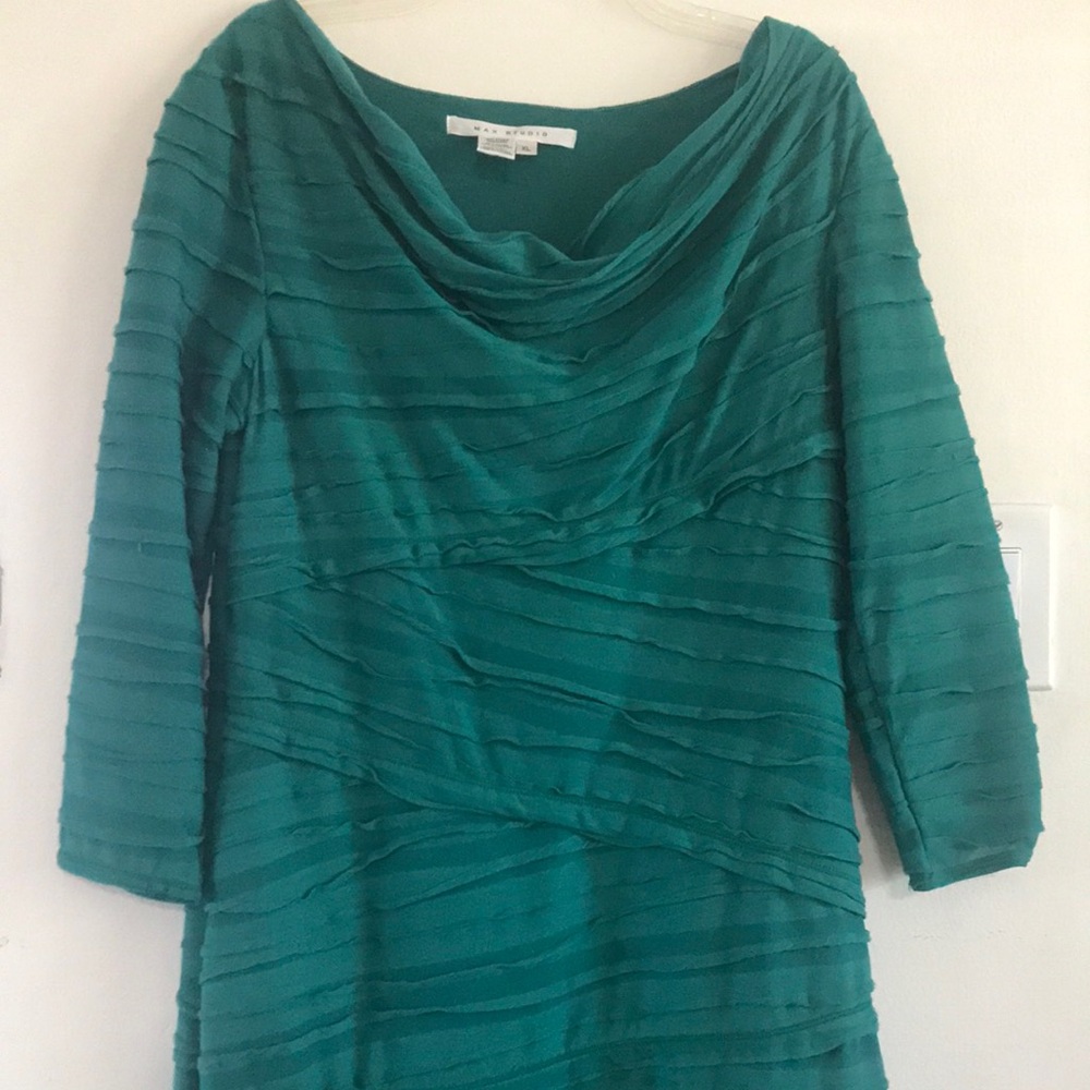 Max Studio Green Dress